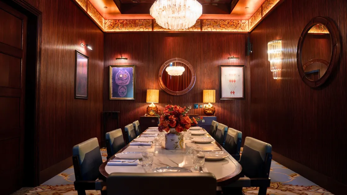Discover Gymkhana Riyadh Restaurant: Menu & Experience with SPICE 7 An Atmosphere Inspired by India's Exclusive Gymkhana Clubs